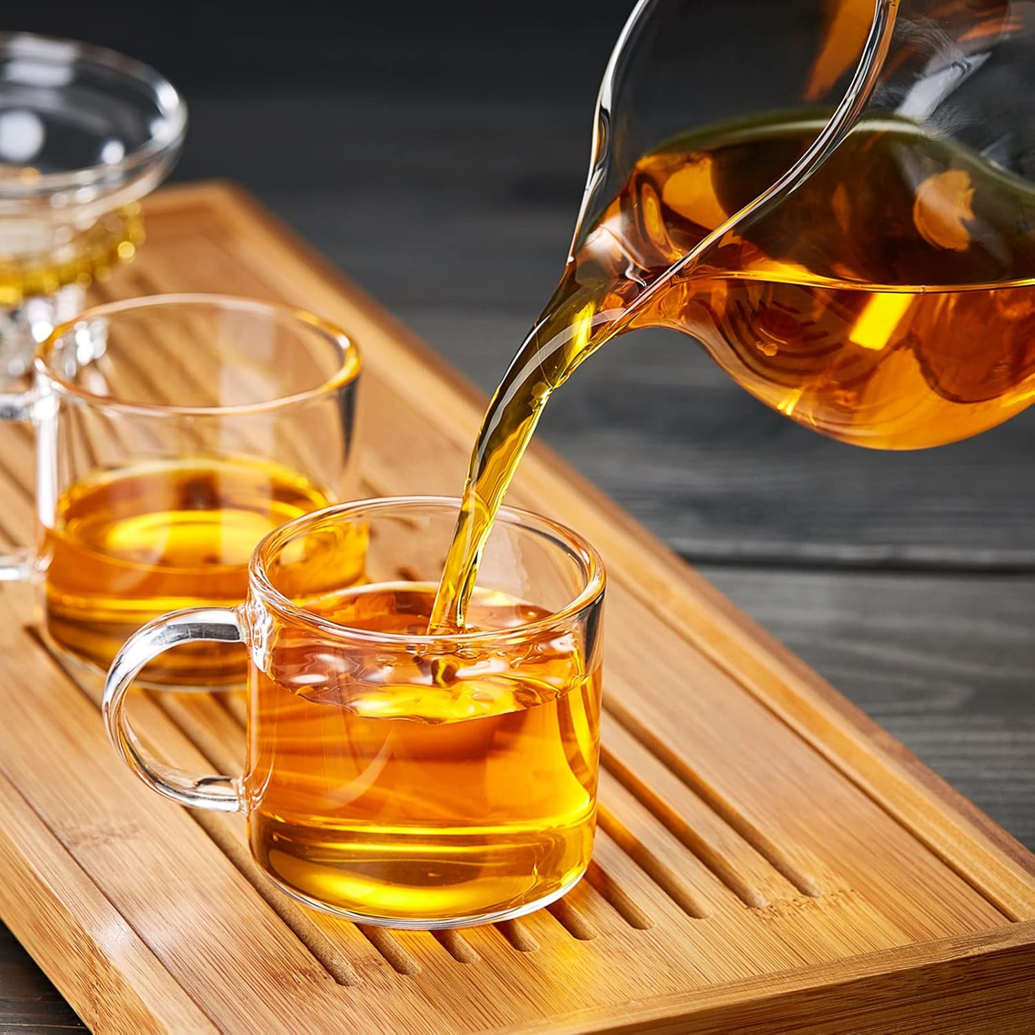 Pokaloti Heat-Resistant Glass Fairness Pitcher – 400ml Tea Serving Cup with Yellow Handle