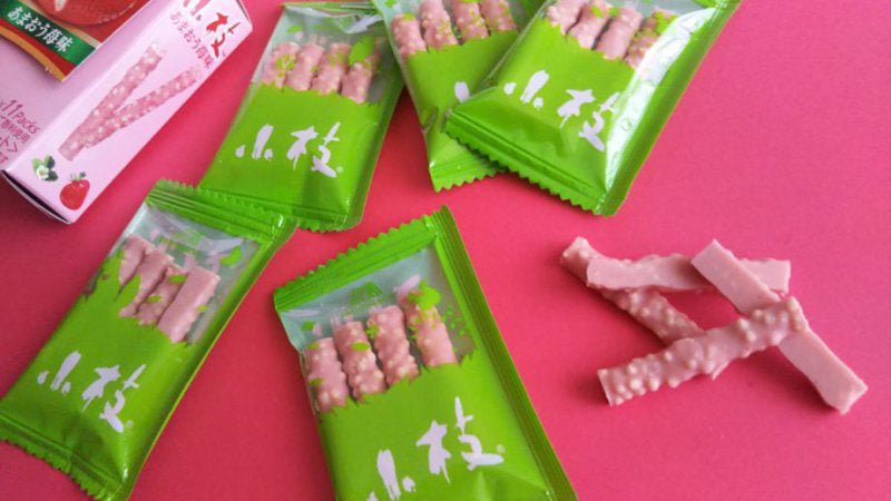 Morinaga & Co. Amaou Strawberry Twigs