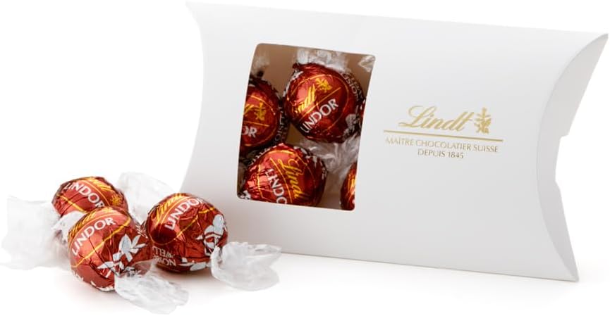 Lindt &amp; Sprüngli Lindor Hazelnut Chocolate 6-Piece Halloween Gift Set – Individually Wrapped Sweets
