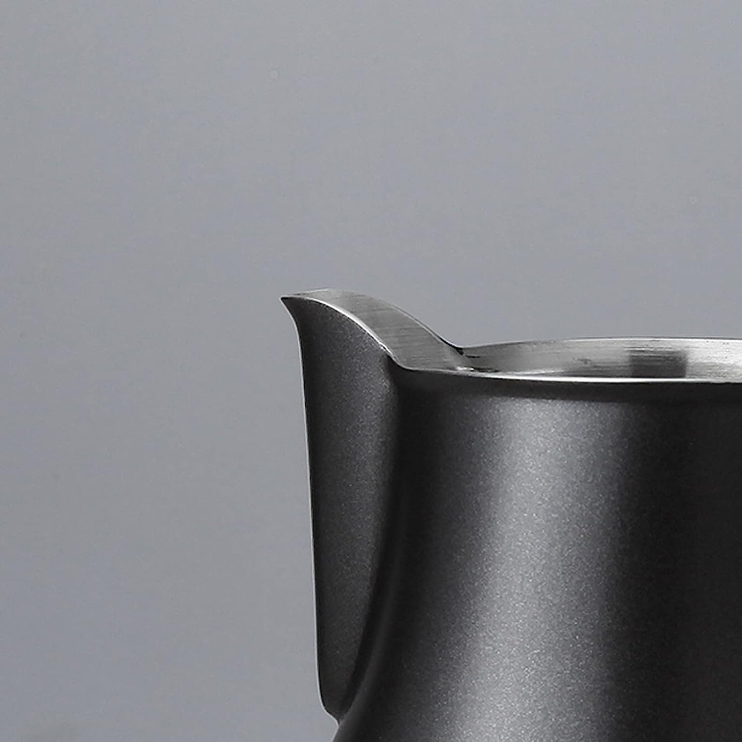 Easyworkz Stainless Steel Milk Pitcher – Latte Art Coffee Frothing Jug, Black, 450ml