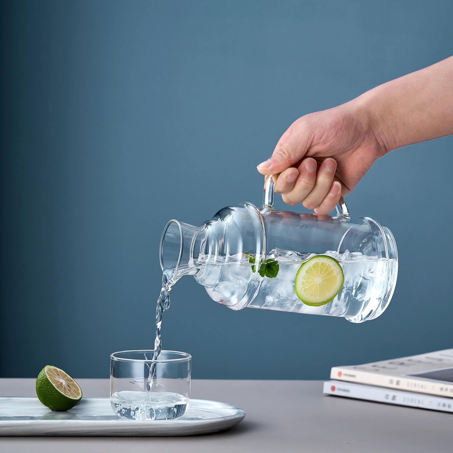 Pocalotea Heat-Resistant Glass Pitcher – 1100ml Water Carafe with Lid
