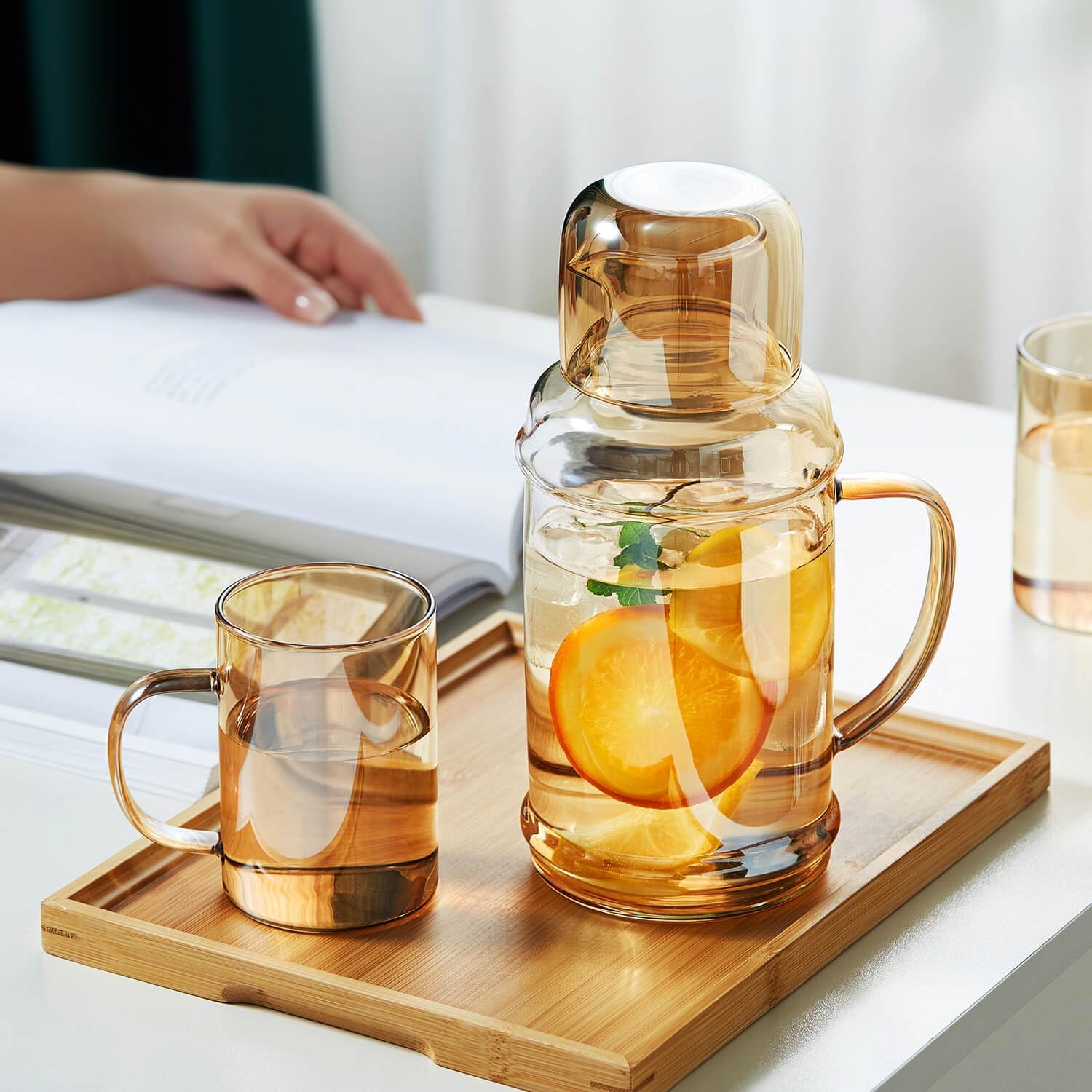 Pocalotea Heat-Resistant Glass Tea Pitcher – 2L Vintage Style Water Carafe
