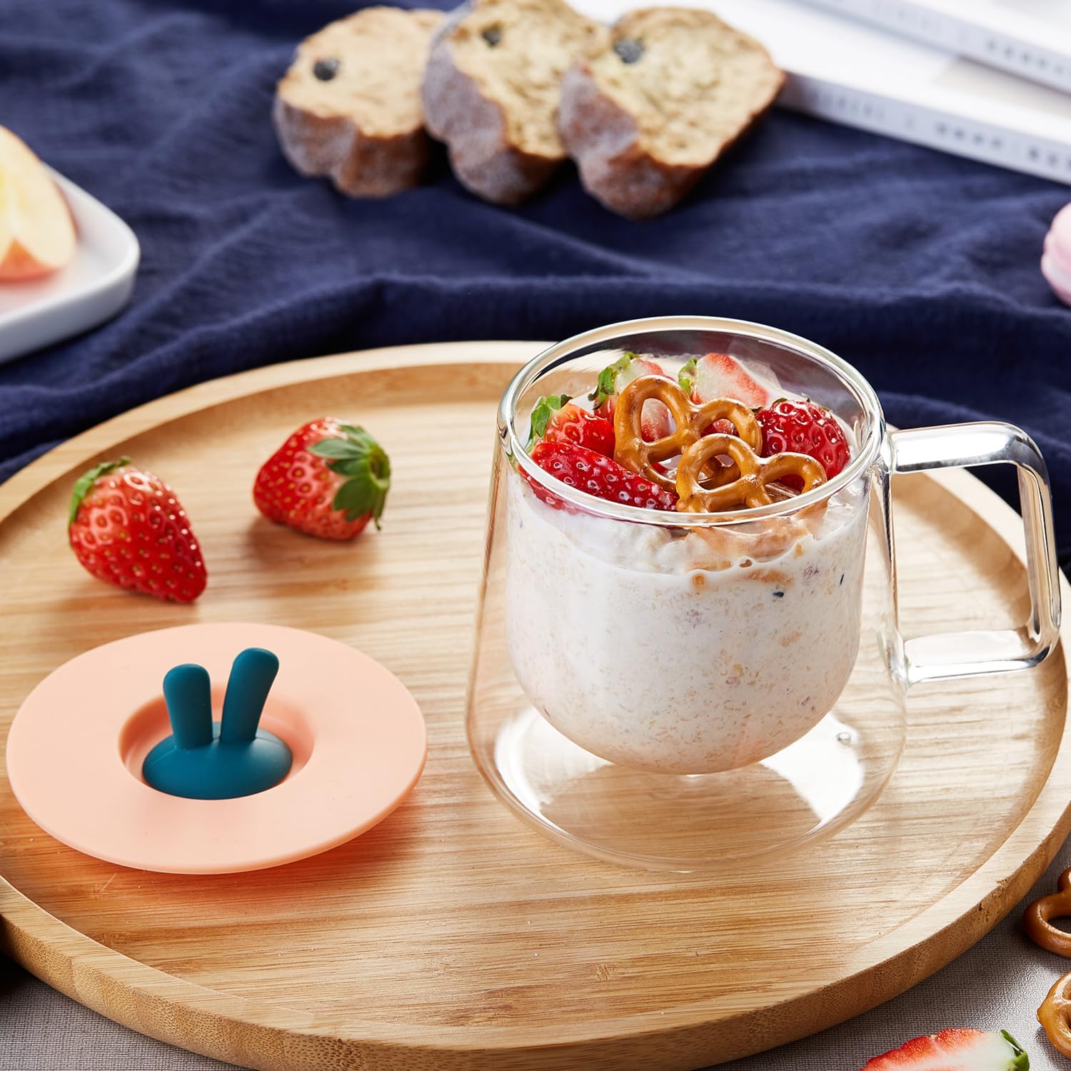 Pokaroty Pink Rabbit Ears Double Wall Glass Mug – 360ml Heat-Resistant Cup with Airtight Lid