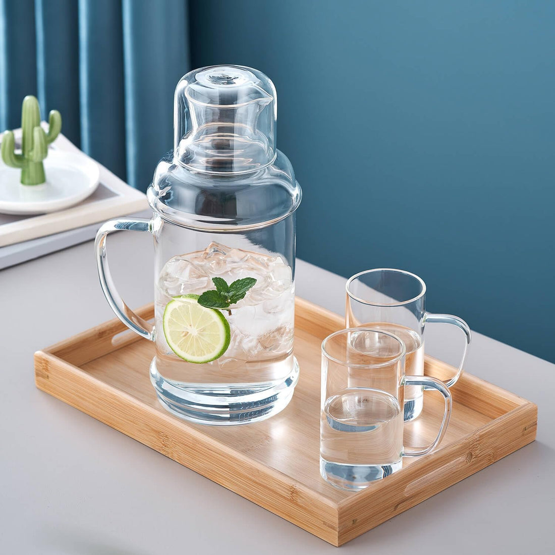 Heat-Resistant Glass Water Pitcher – 2000ml Retro Style Large Capacity Carafe