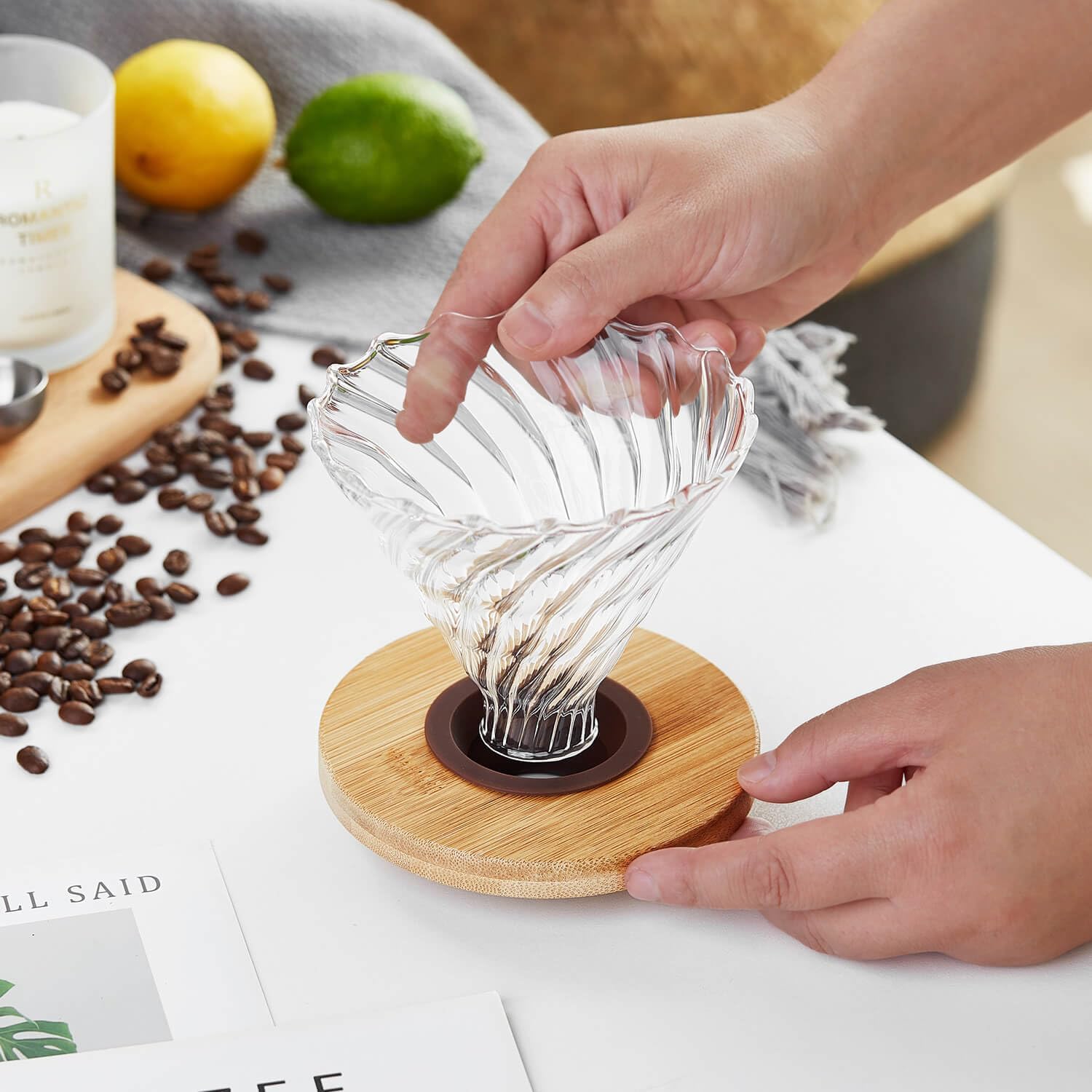 Heat-Resistant Glass Coffee Dripper – High-Clarity Tornado Pour Over Brewer with Bamboo Base