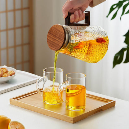 Pocarati Heat-Resistant Glass Pitcher – 1600ml Hammered Design Water Carafe with Lid