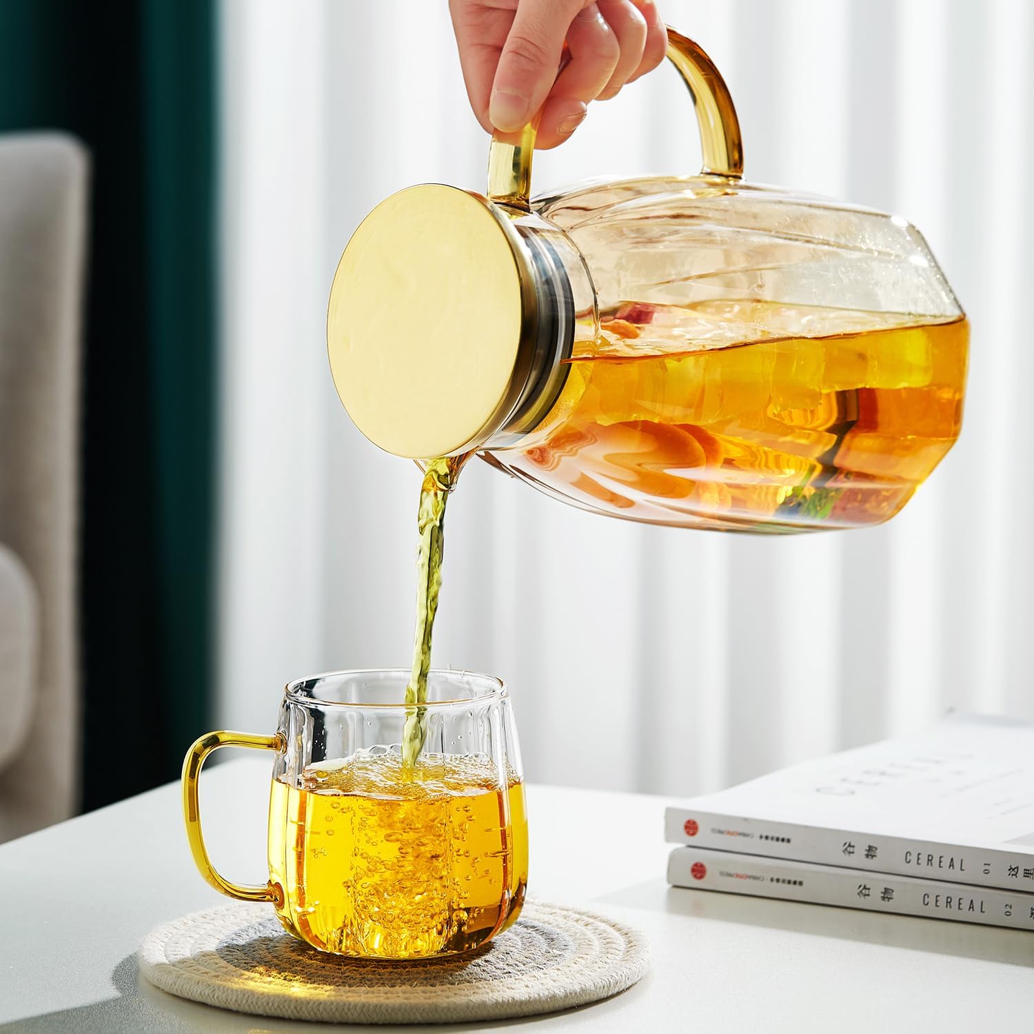 Pocarati Heat-Resistant Glass Tea Pitcher – 2000ml Large Capacity Water Carafe with Lid