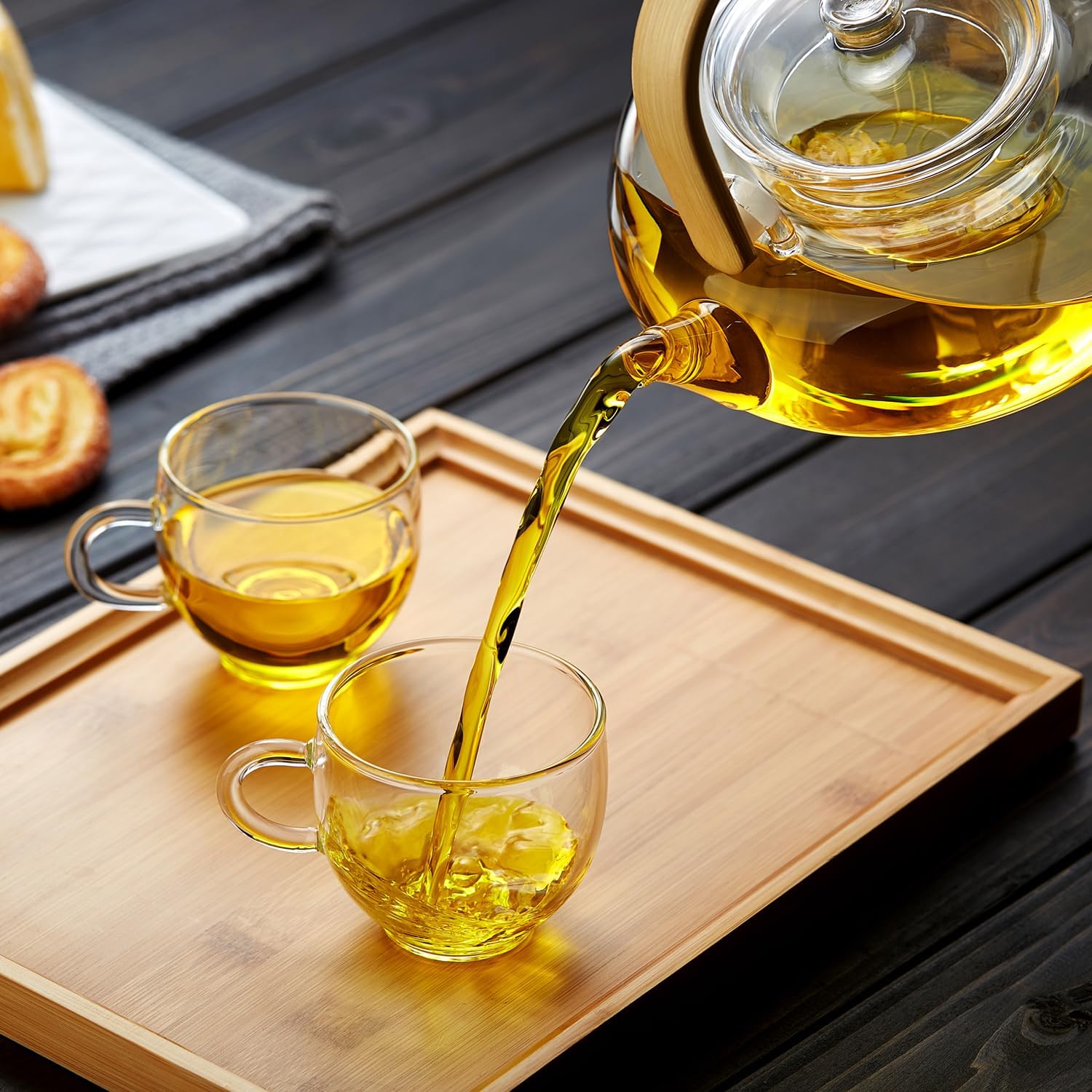 Heat-Resistant Glass Teapot 800ml – Bamboo Handle, Flat Design, Direct Fire Safe
