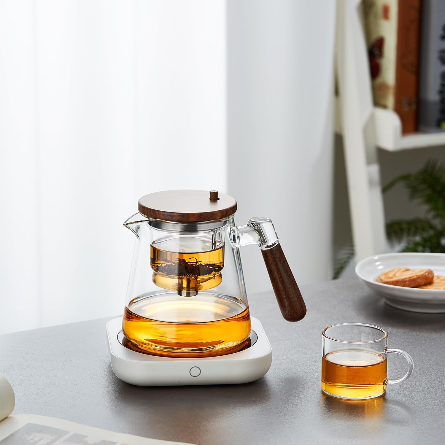 Heat-Resistant Glass Teapot 890ml – Direct Flame Safe Clear Tea Pot for Loose-Leaf &amp; Flowering Tea