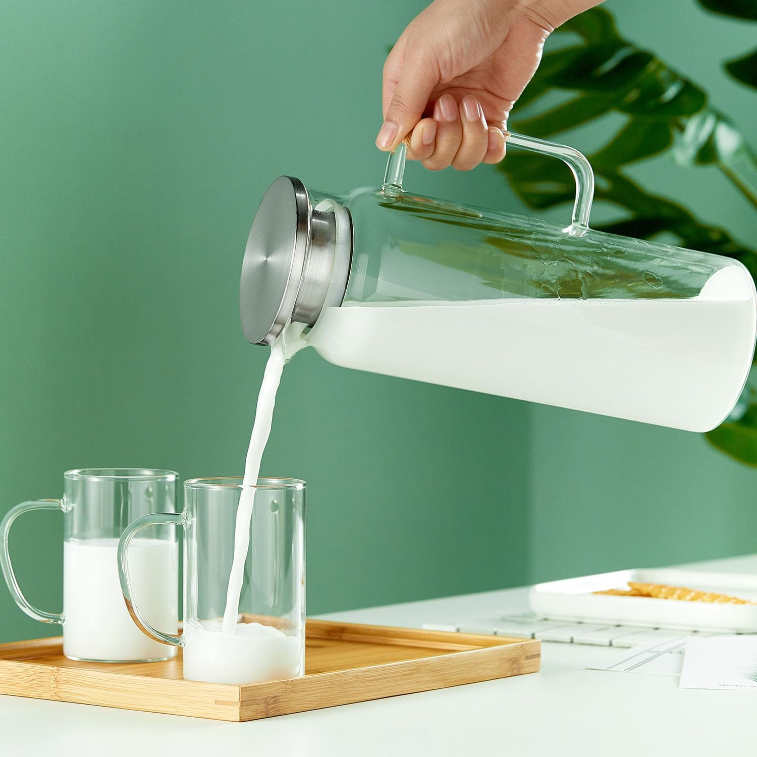 Pocarati Slim Glass Tea Pitcher – 1580ml Heat-Resistant Water Carafe with Lid