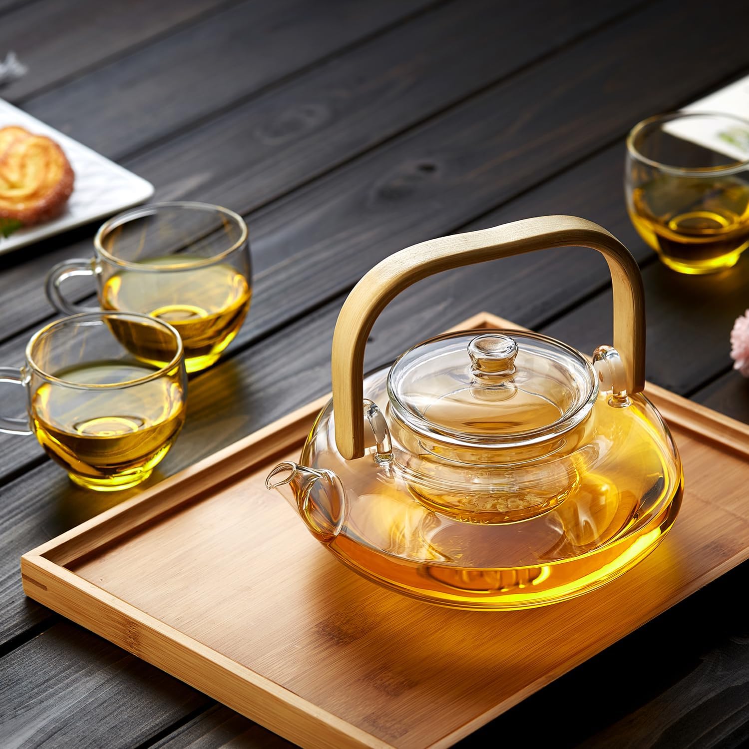 Heat-Resistant Glass Teapot 800ml – Bamboo Handle, Flat Design, Direct Fire Safe