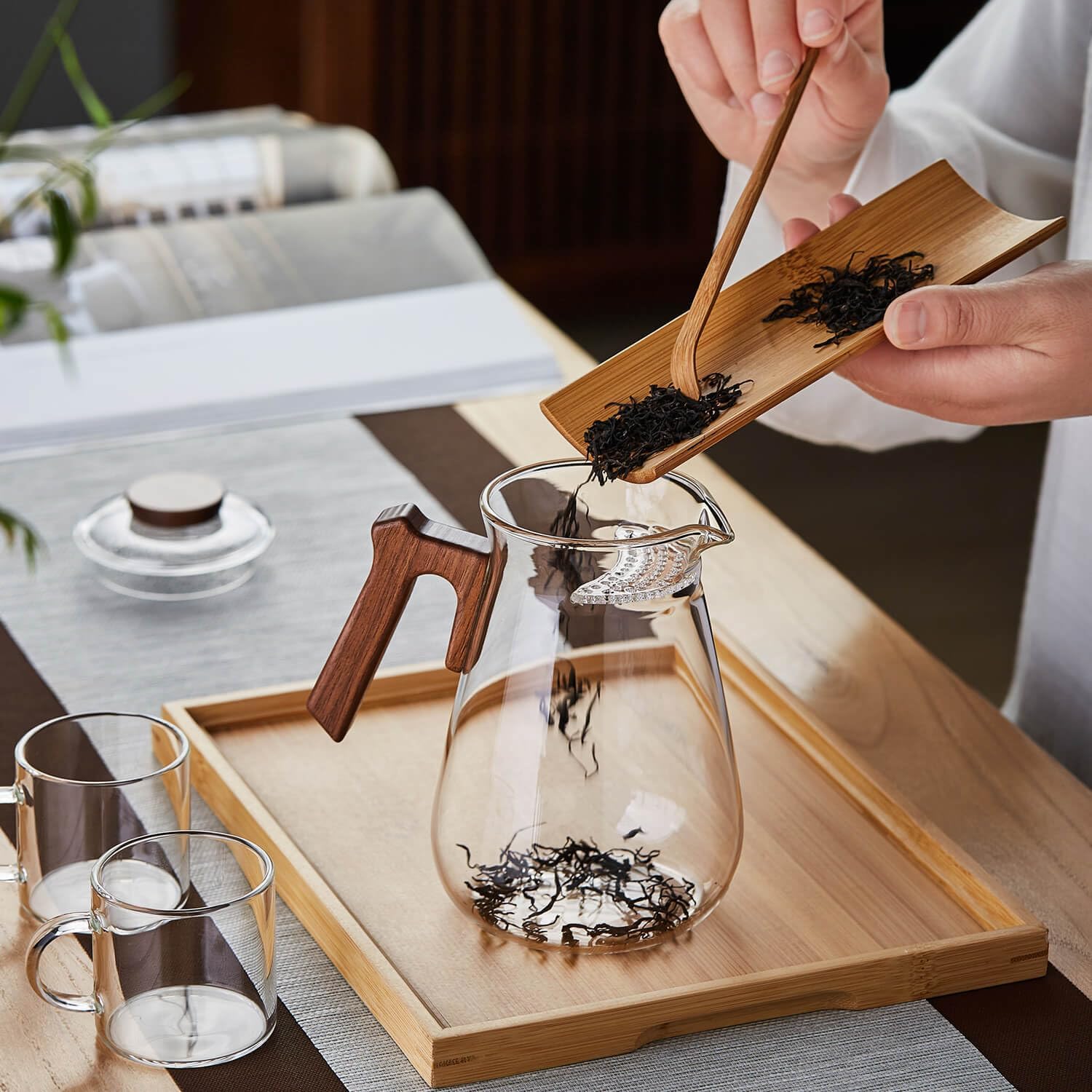 Pocaroty Heat-Resistant Glass Teapot 780ml – Clear Pitcher for Hot &amp; Cold Brew, Direct Flame Safe