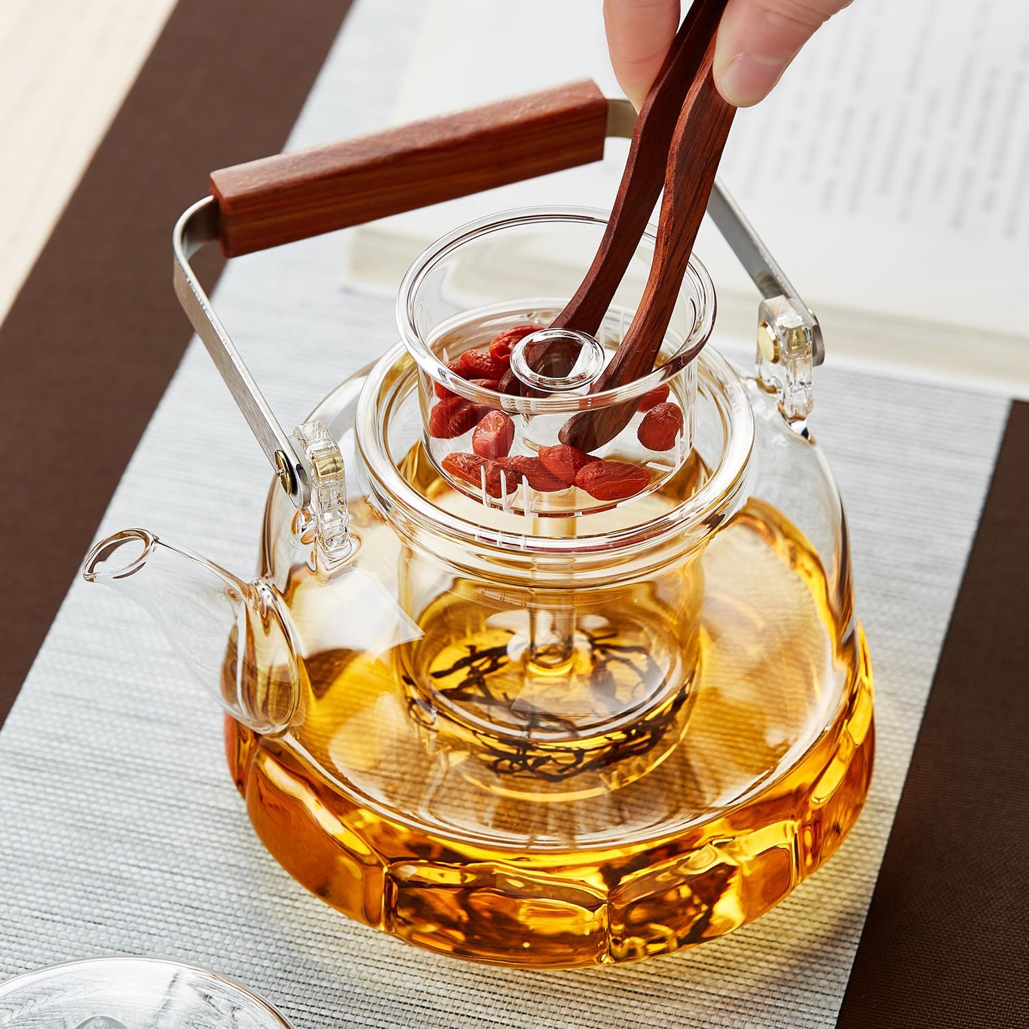 Pocaroty Heat-Resistant Glass Teapot 1060ml – Lotus Base Design, Wooden Handle, Integrated Tea Steamer, Direct Flame Safe